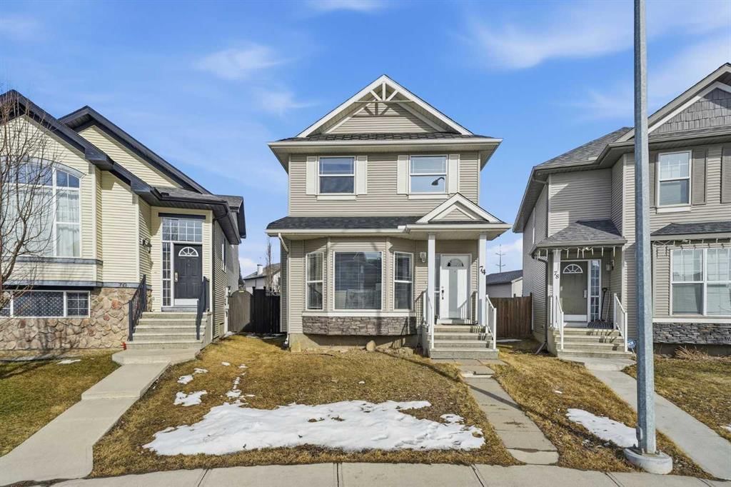74 Cranberry Close SE, Calgary — main listing photo