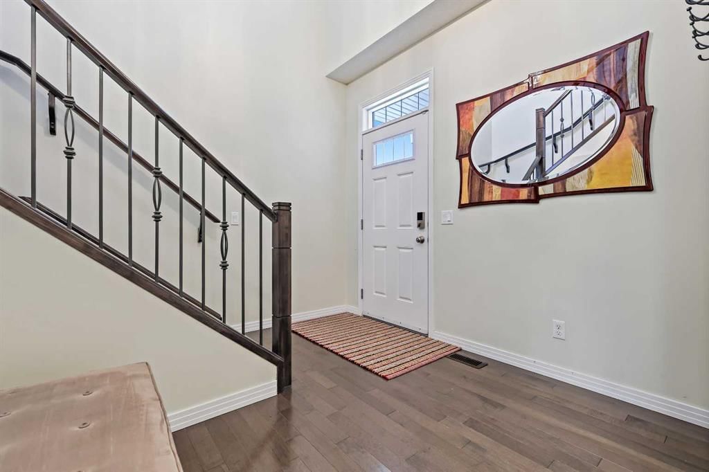415 Auburn Bay Avenue SE, Calgary — photo 4 of 48