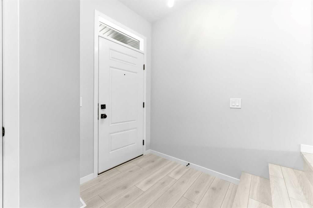44 Belmont Heath SW, Calgary — photo 2 of 50
