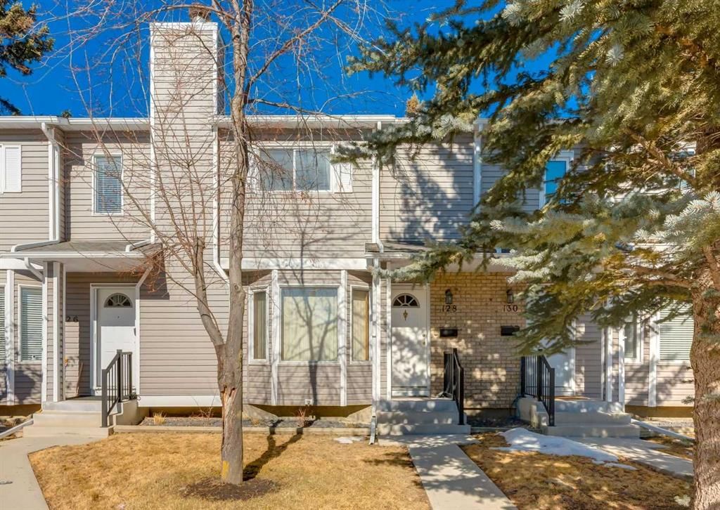 128 Cedarwood Park SW, Calgary — photo 2 of 31