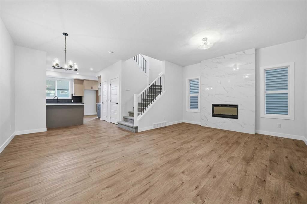 596 Buffaloberry Manor SE, Calgary — photo 2 of 20