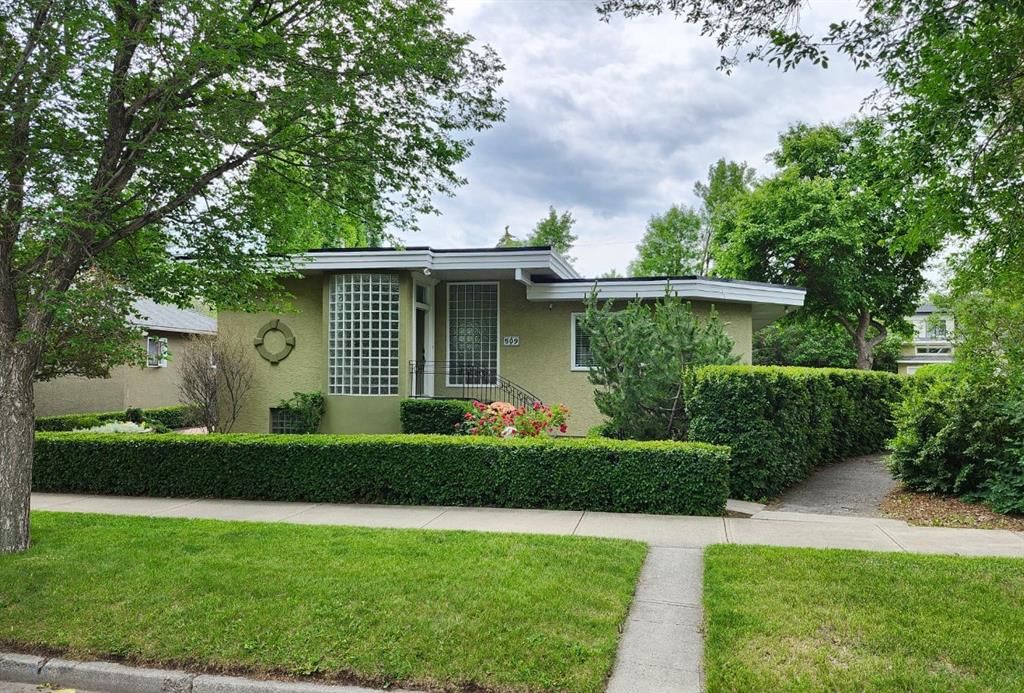509 15 Avenue NE, Calgary — main listing photo