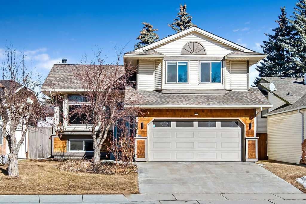 851 Mckenzie Drive SE, Calgary — main listing photo