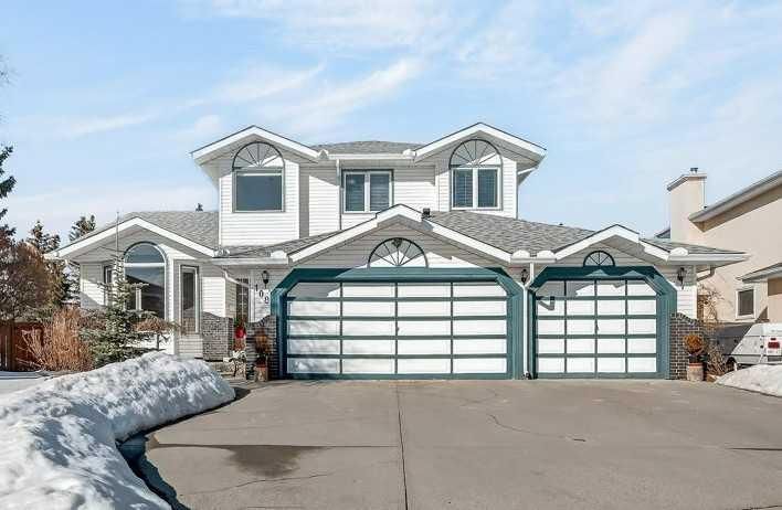 108 Hawkstone Close NW, Calgary — main listing photo
