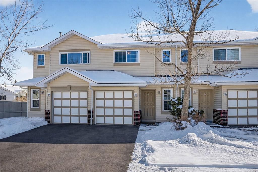 63 Harvest Glen Heights NE, Calgary — photo 2 of 46