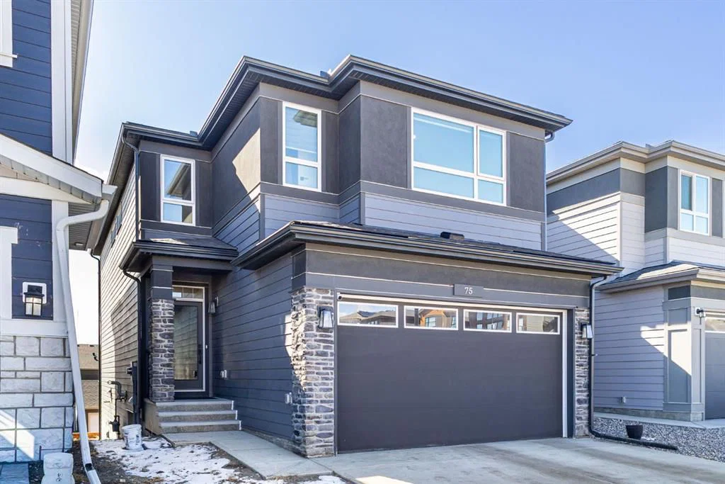 75 Royston Heath NW, Calgary — main listing photo