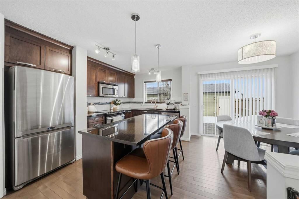 189 Elgin Meadows Park SE, Calgary — photo 5 of 42