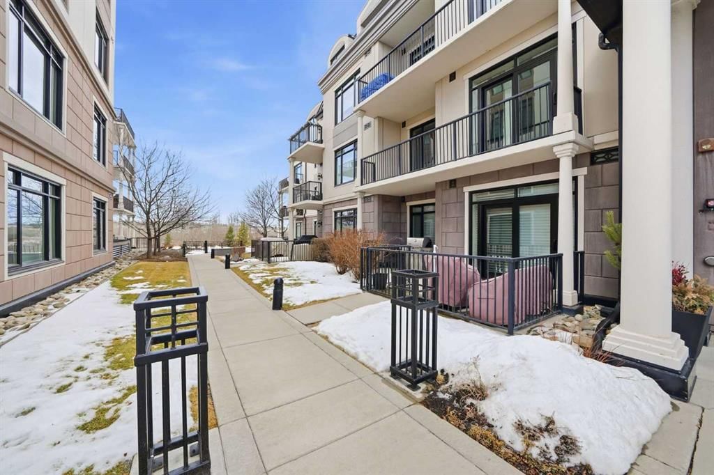 101, 121 Quarry Way SE, Calgary — photo 3 of 32