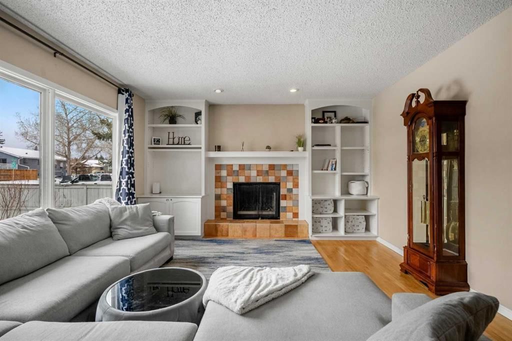 83 Deerbow Place SE, Calgary — photo 2 of 31