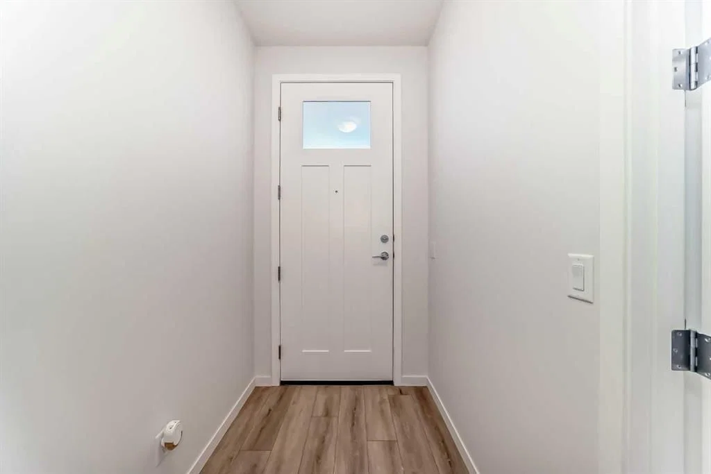 226 Haskayne Drive NW, Calgary — photo 3 of 50