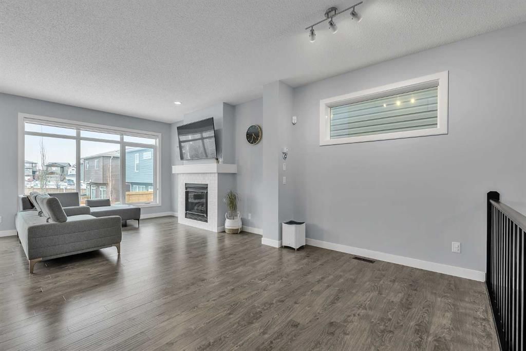 78 Sage Bluff View NW, Calgary — photo 3 of 45
