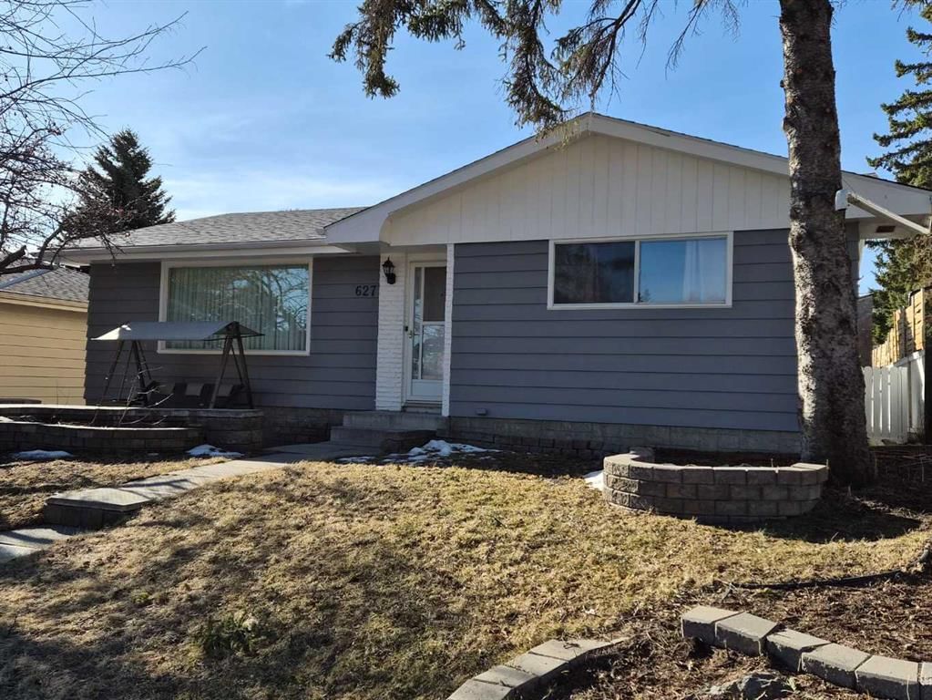 627 Seymour Avenue SW, Calgary — main listing photo