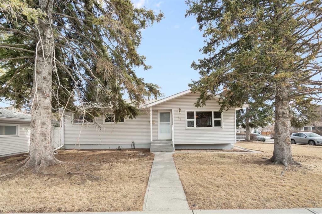 59 Hogarth Crescent SW, Calgary — photo 2 of 46