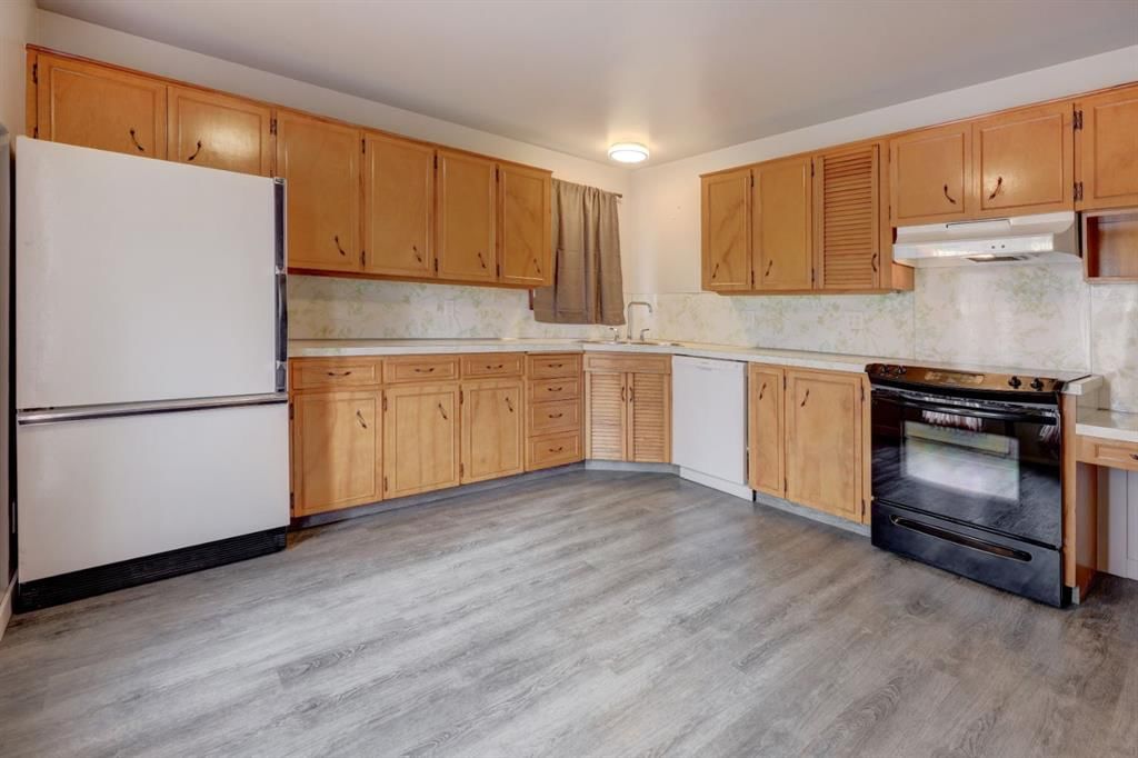 4723 Marbury Place NE, Calgary — photo 2 of 27