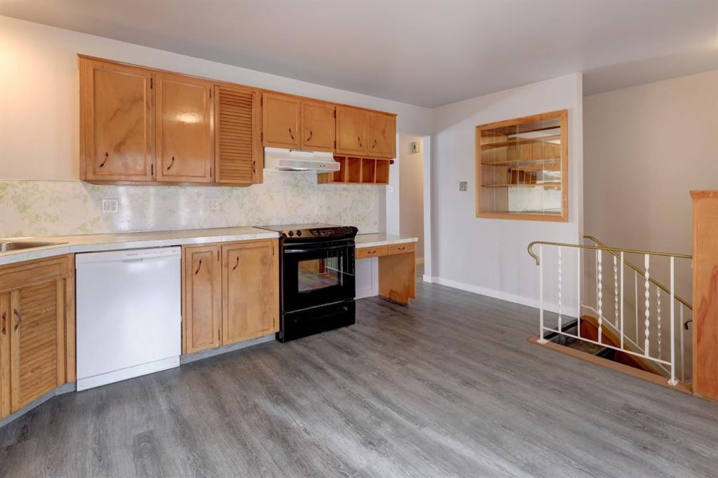 4723 Marbury Place NE, Calgary — photo 3 of 27