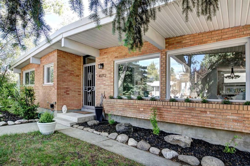 10212 7 Street SW, Calgary — main listing photo