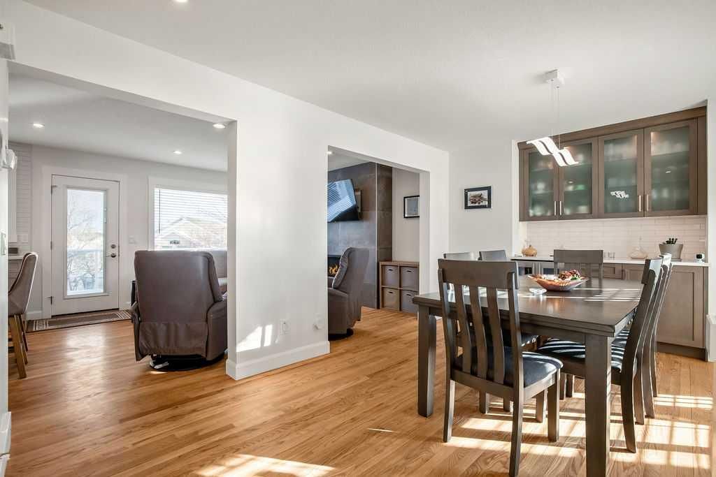 119 Arbour Ridge Way NW, Calgary — photo 5 of 35