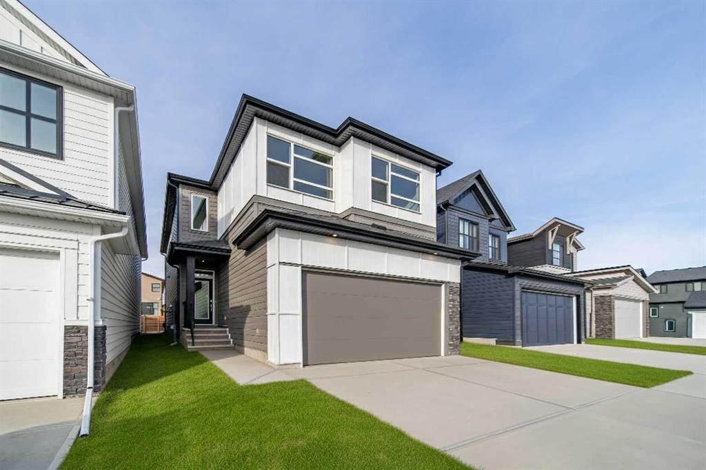 73 Royston Grove NW, Calgary — main listing photo
