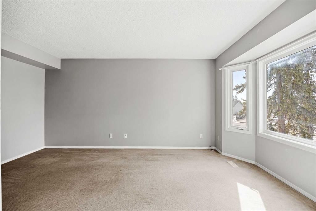 119 Falshire Terrace NE, Calgary — photo 4 of 38