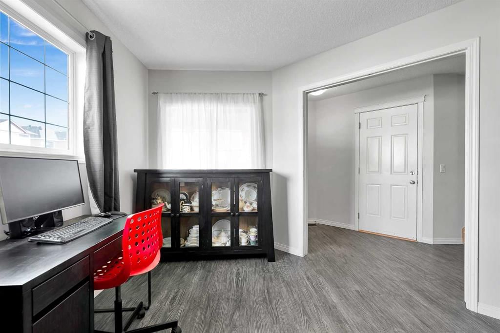 2 Saddleland Way NE, Calgary — photo 4 of 50