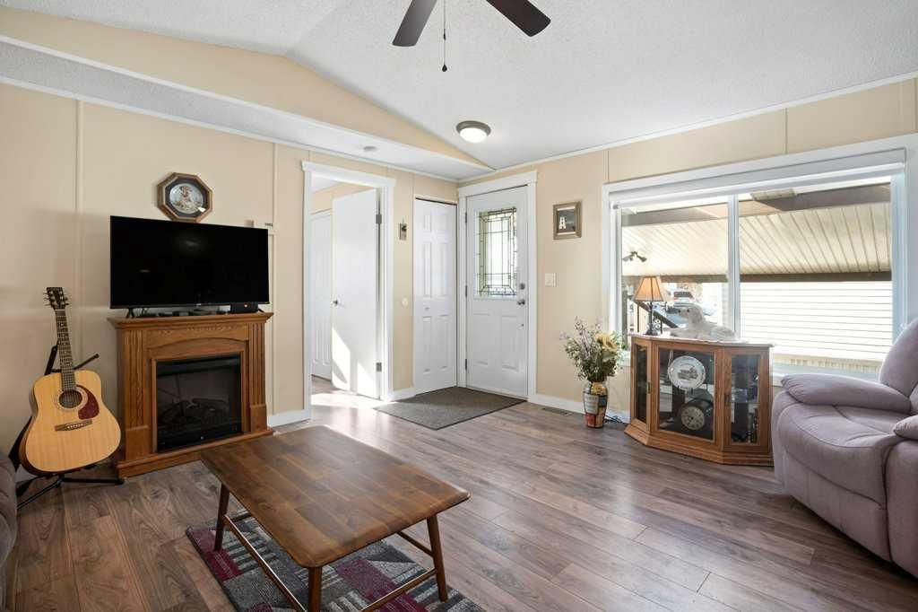 139, 99 Arbour Lake Road NW, Calgary — photo 2 of 31