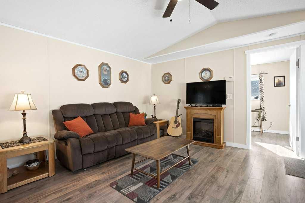 139, 99 Arbour Lake Road NW, Calgary — photo 3 of 31