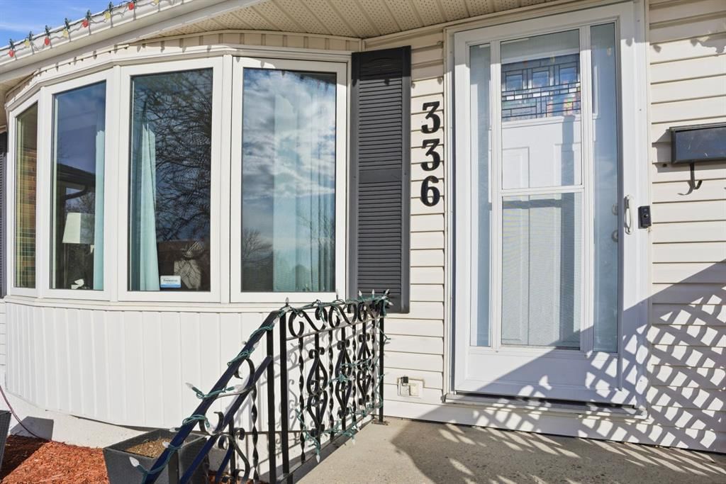 336 Whiteview Close NE, Calgary — photo 5 of 41