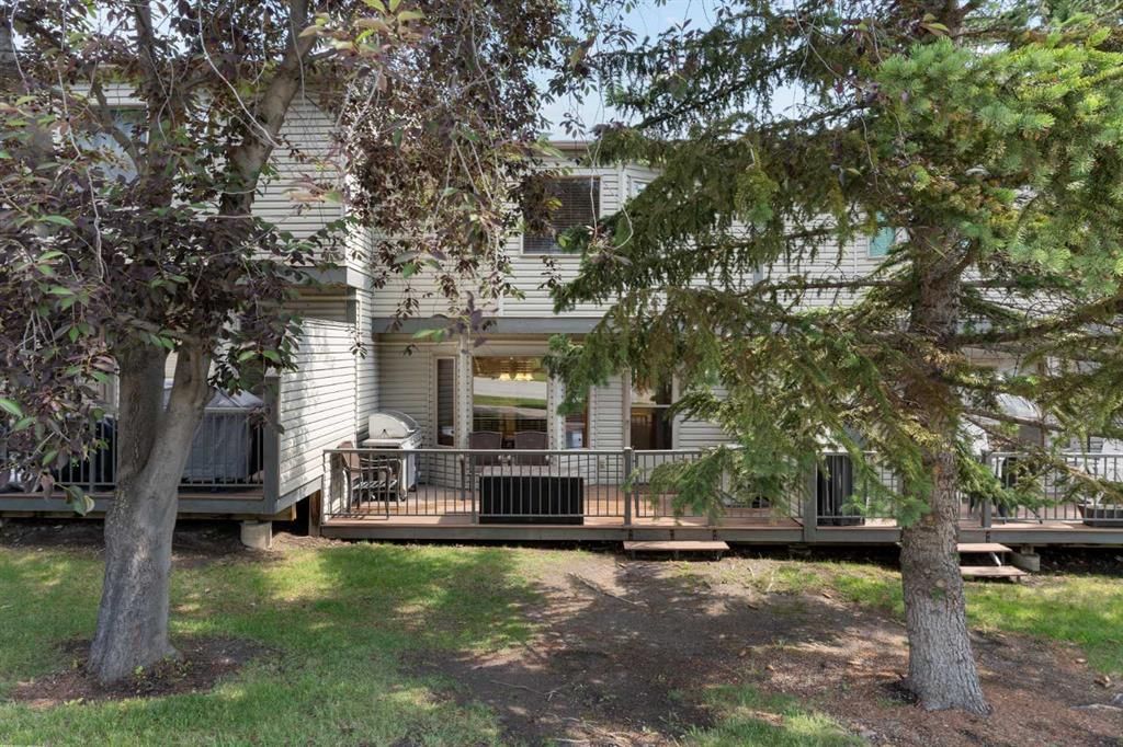 69 Patina Park SW, Calgary — main listing photo