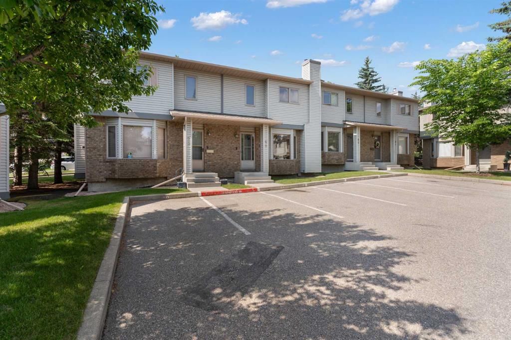 69 Patina Park SW, Calgary — photo 2 of 39