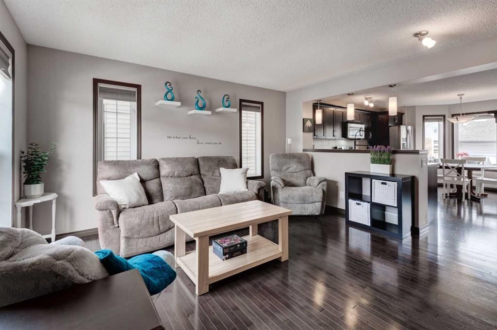 58 Elgin Meadows Gardens SE, Calgary — photo 2 of 36