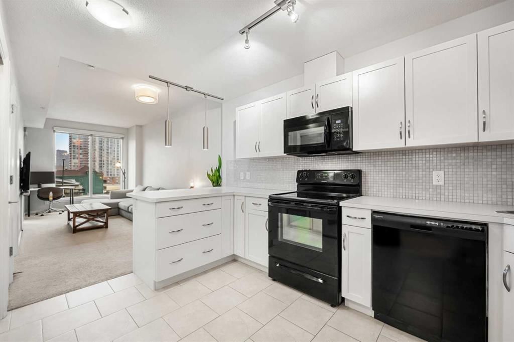 305, 1320 1 Street SE, Calgary — photo 4 of 20