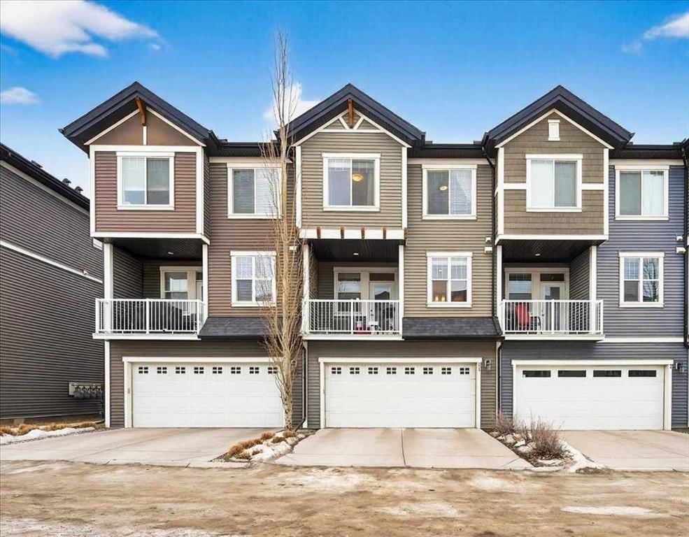 11 Nolan Hill Boulevard NW, Calgary — main listing photo