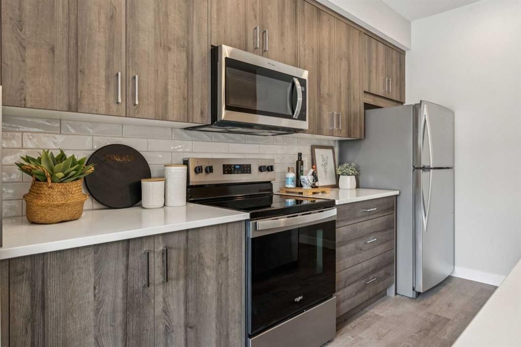 208, 655 Shawnee Square SW, Calgary — photo 5 of 25