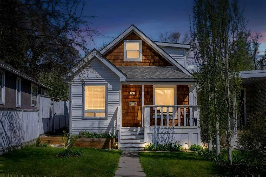 134 30 Avenue NW, Calgary — main listing photo