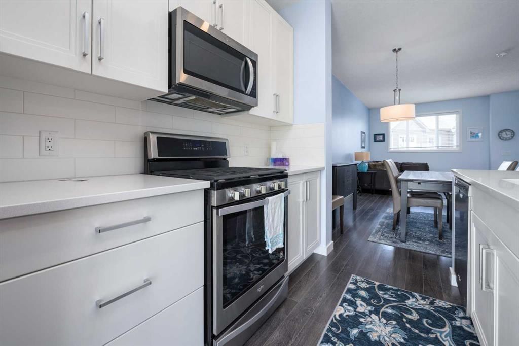 100 Copperstone Villas SE, Calgary — photo 5 of 29