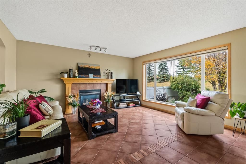 120 Simcoe Close SW, Calgary — photo 3 of 39