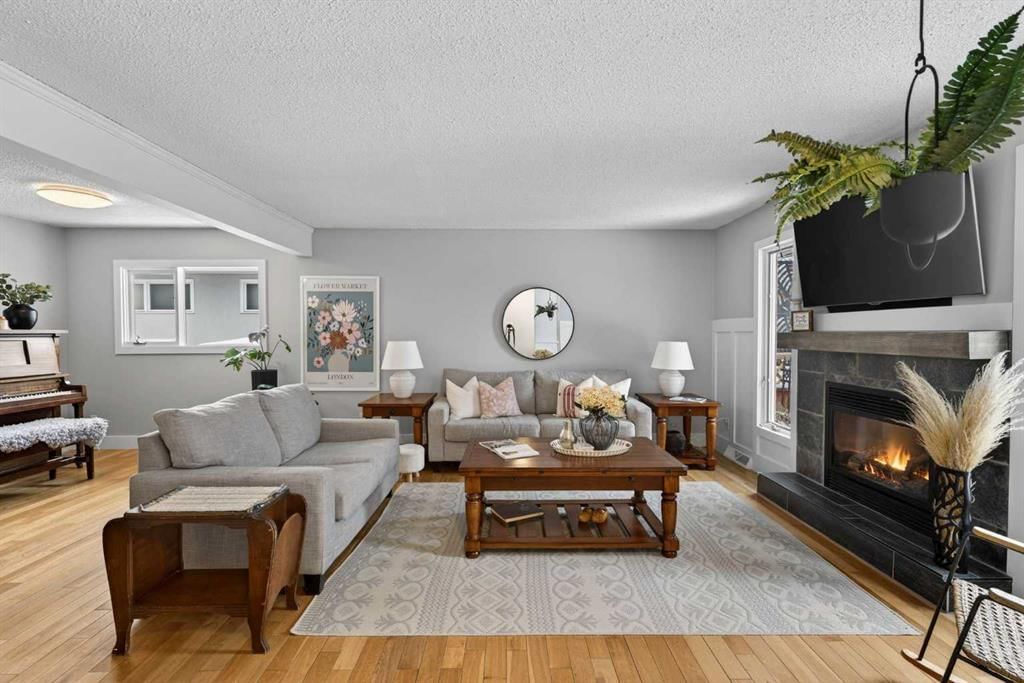 64 Foxwell Road SE, Calgary — photo 5 of 50