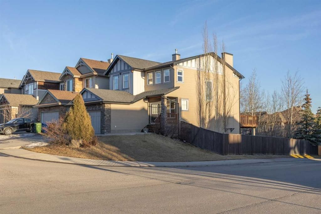 59 Cortina Way SW, Calgary — photo 2 of 42