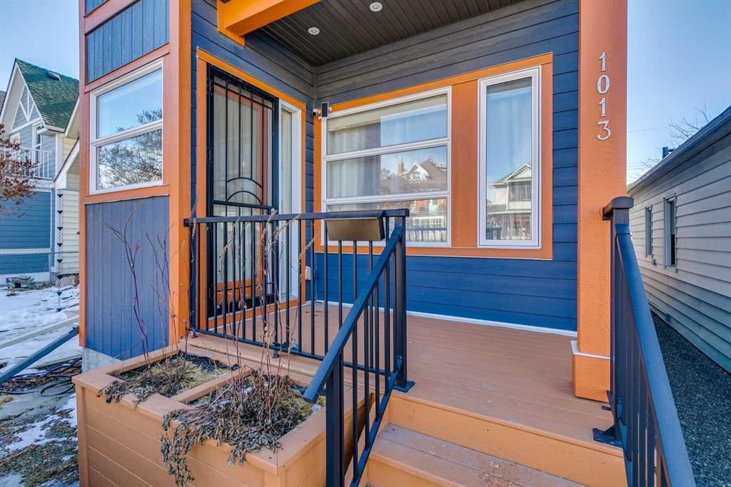 1013 19 Avenue SE, Calgary — photo 3 of 37