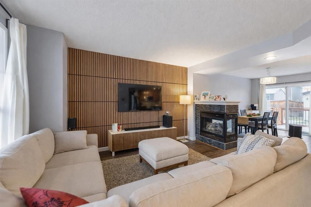 243 New Brighton Landing SE, Calgary — photo 4 of 32