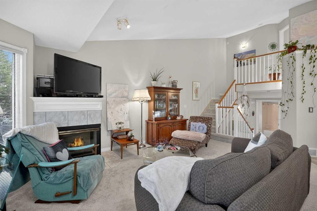 12, 8020 Silver Springs Road NW, Calgary — photo 5 of 34