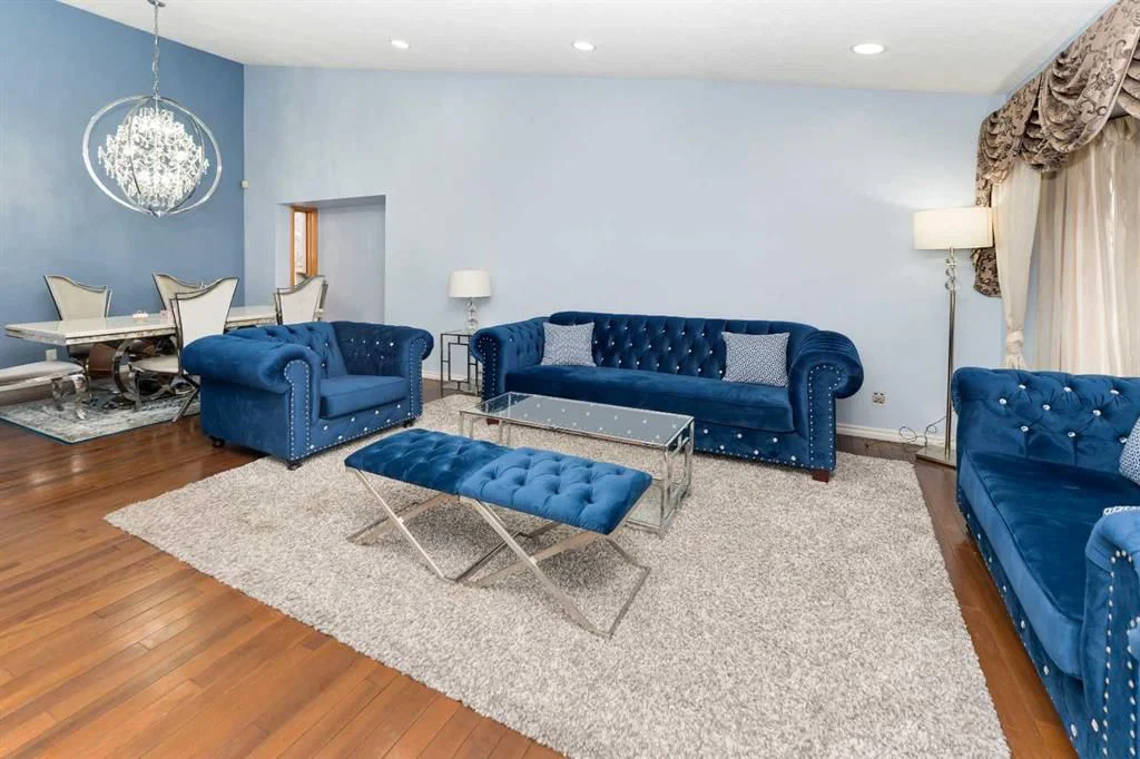 18 Coral Sands Place NE, Calgary — photo 3 of 42