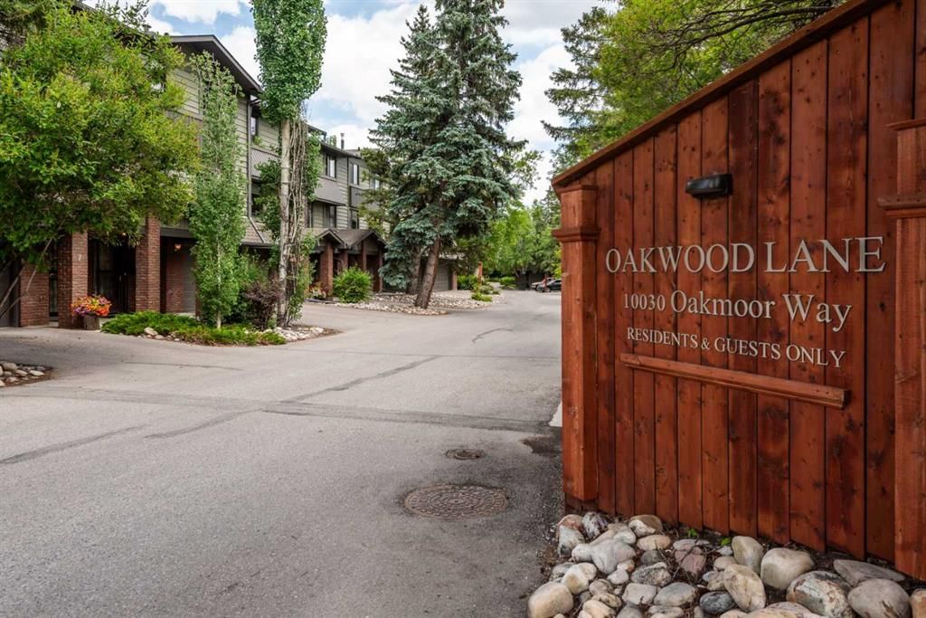 2, 10030 Oakmoor Way SW, Calgary — main listing photo