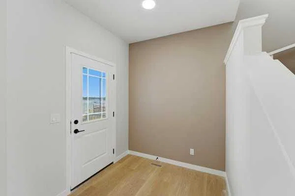 213 Bayview Park SW, Airdrie — photo 2 of 36