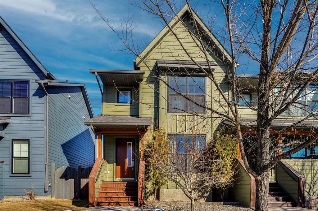 82 Walden Drive SE, Calgary — photo 2 of 36