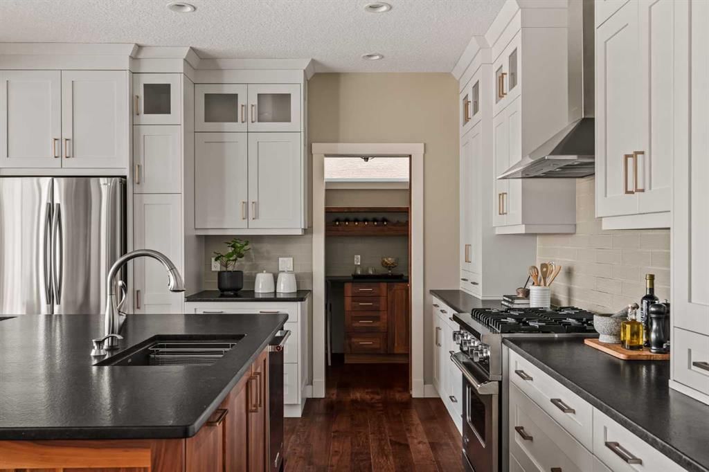10 Aspen Summit Green SW, Calgary — photo 5 of 50