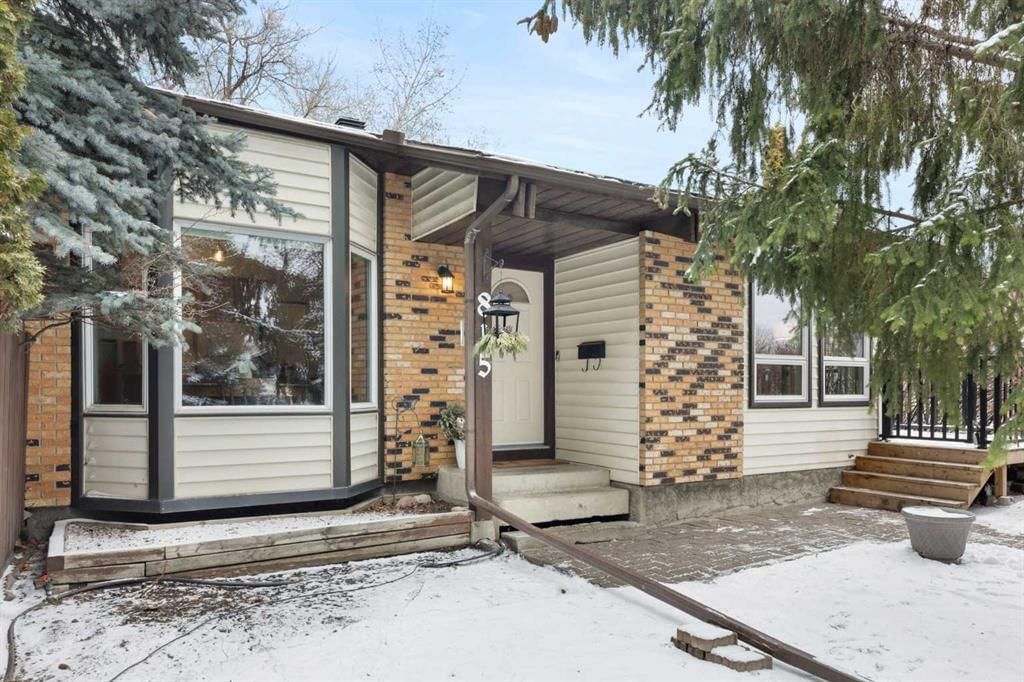 815 Ranchview Circle NW, Calgary — main listing photo