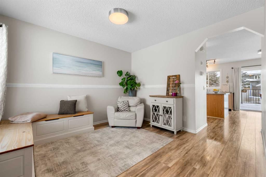 8 Chapalina Crescent SE, Calgary — photo 4 of 49