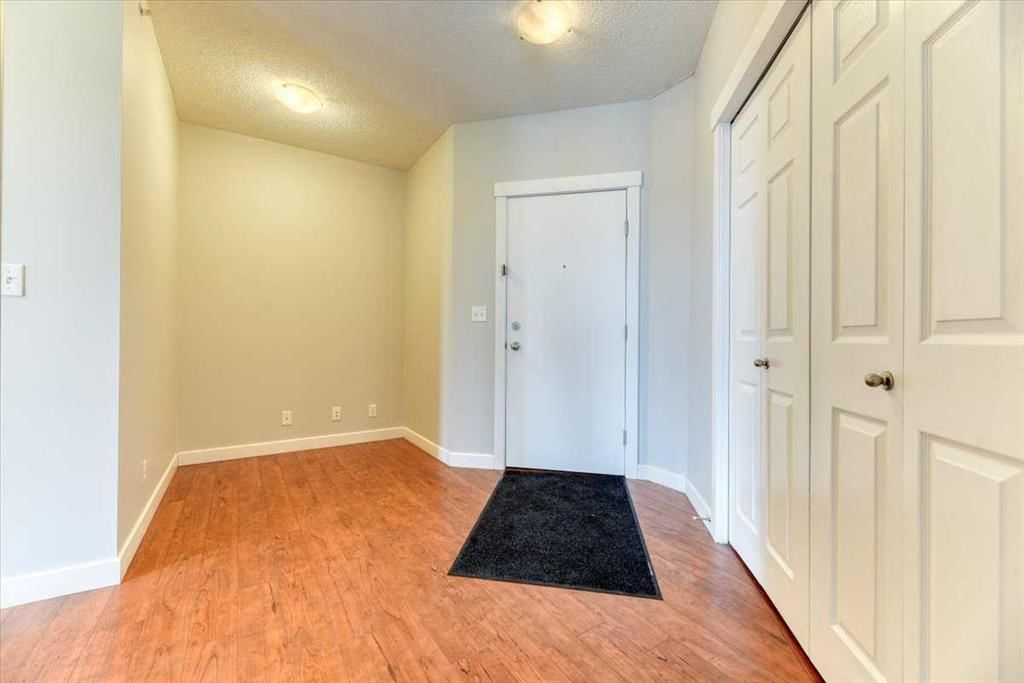 602, 325 3 Street SE, Calgary — photo 5 of 35