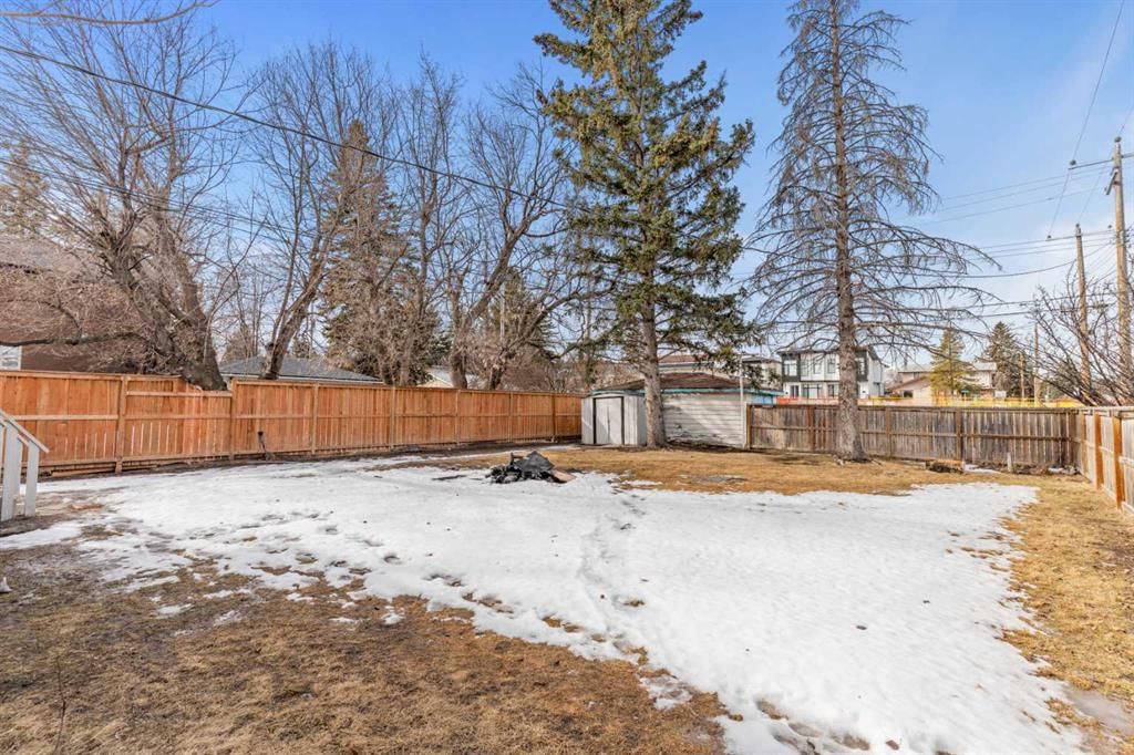1403 43 Street SW, Calgary — photo 4 of 18